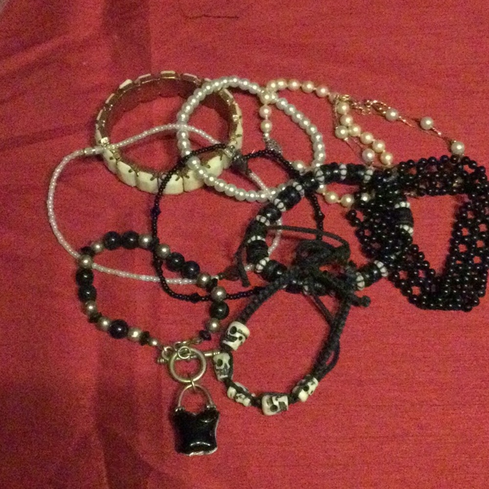 10 Black/White Bracelets